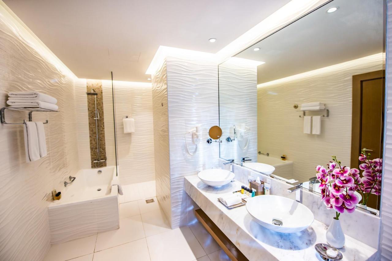 Canal Central Hotel Business Bay Dubai Ngoại thất bức ảnh